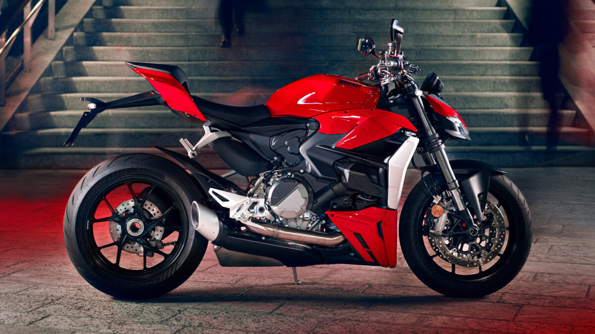 Ducati Lan A Streetfighter V Sua Naked Esportiva