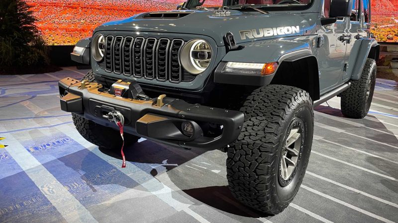 Jeep Wrangler 2024 with updates - Engine Spin